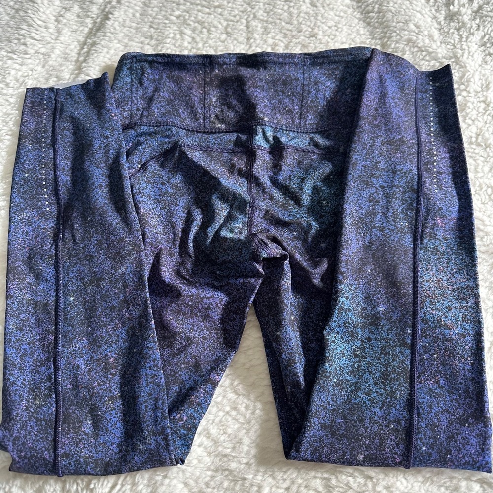 Lululemon Speed Up Tight 28" High-Rise Leggings Galaxy Theme - Size 4 - Picture 9 of 10